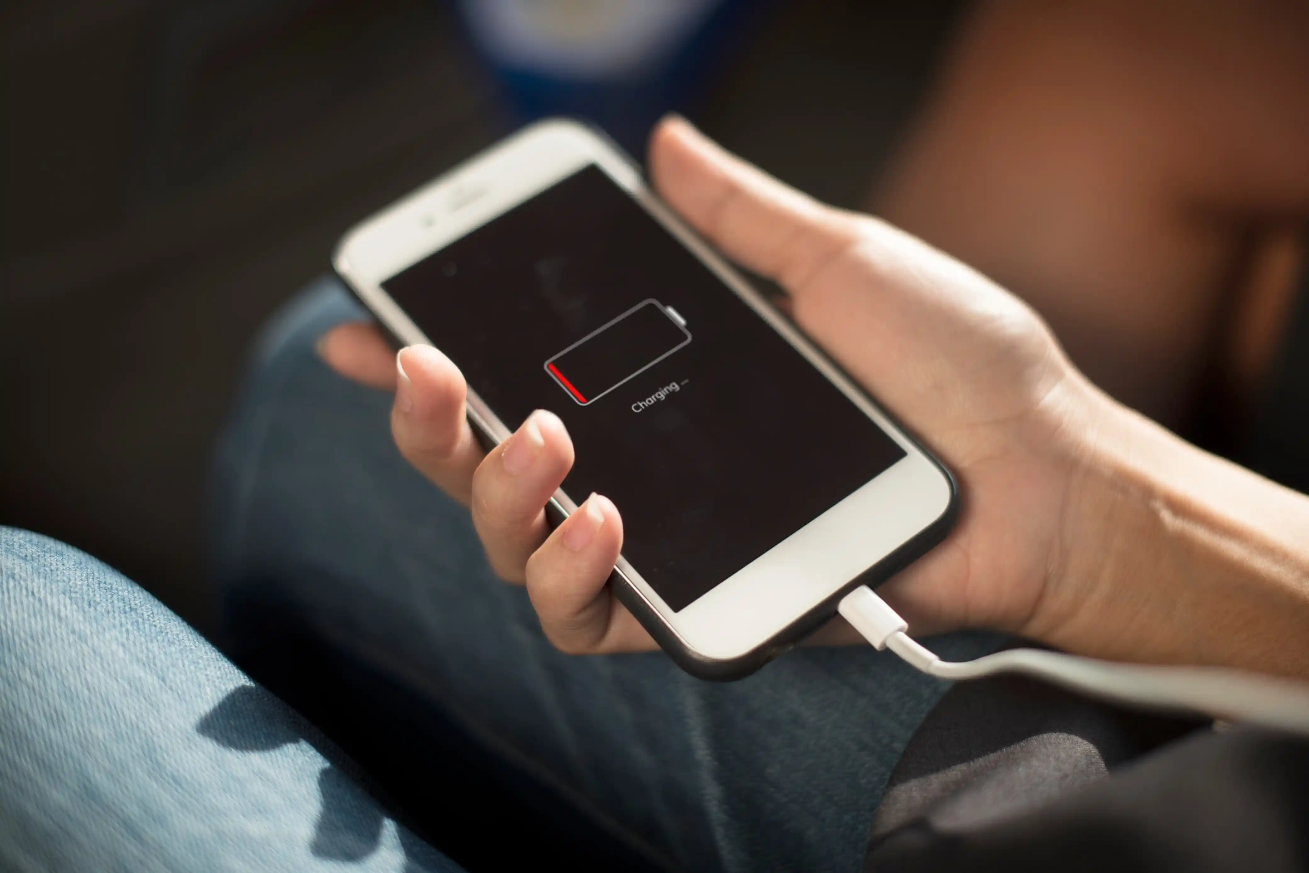 How to Increase iPhone Battery Life: 40 Proven Tips - ZTechInfo
