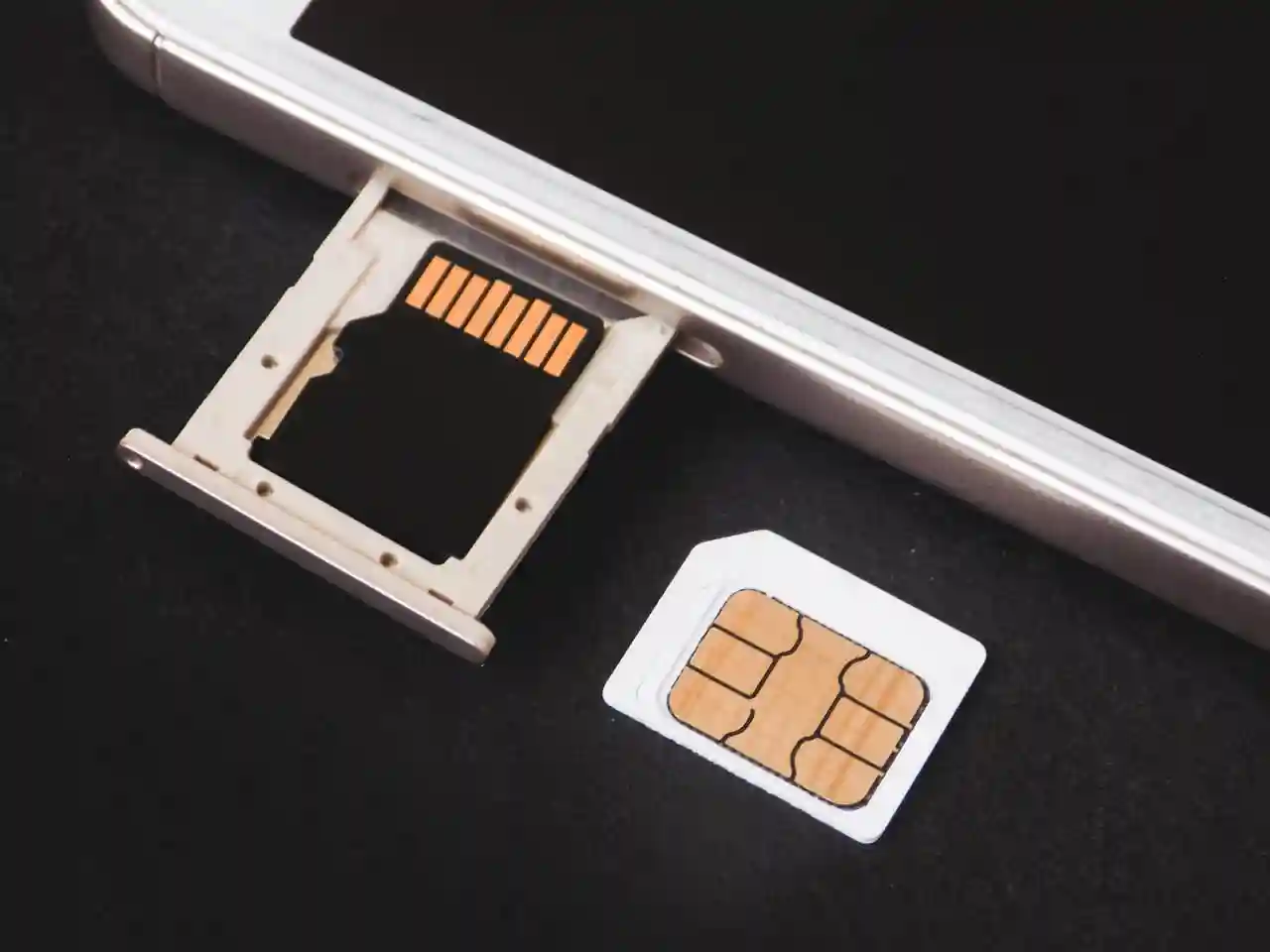 How to Keep Jio, Airtel, Vi, BSNL SIM Active Without Recharging